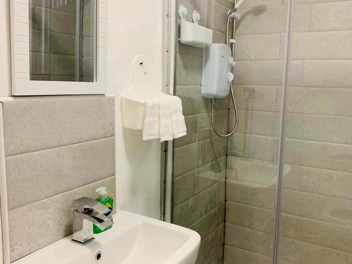Marina Apartment Bradford (West Yorkshire)
